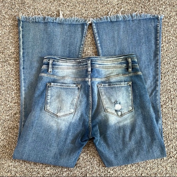 KanCan Signature High Rise Super Flare Jean, Women's 31/34 - Picture 6 of 9